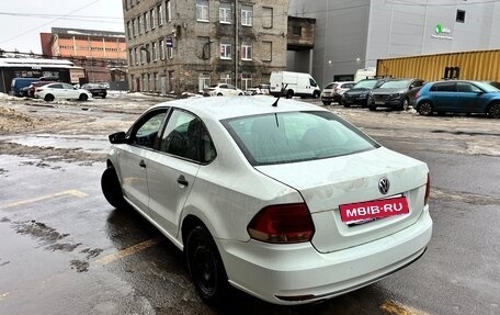 Volkswagen Polo VI (EU Market), 2015 год, 349 000 рублей, 4 фотография