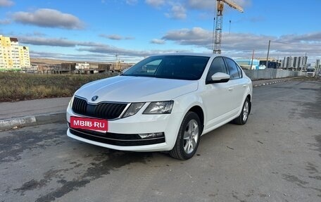 Skoda Octavia, 2017 год, 1 599 000 рублей, 2 фотография