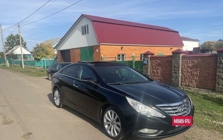 Hyundai Sonata VI, 2011 год, 999 000 рублей, 3 фотография