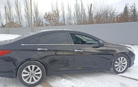 Hyundai Sonata VI, 2011 год, 999 000 рублей, 25 фотография