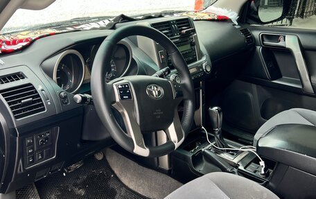 Toyota Land Cruiser Prado 150 рестайлинг 2, 2010 год, 2 400 000 рублей, 5 фотография