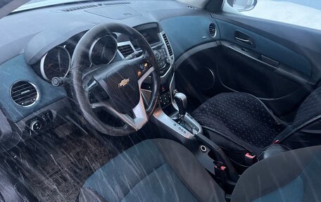 Chevrolet Cruze II, 2011 год, 650 000 рублей, 5 фотография