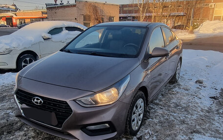 Hyundai Solaris II рестайлинг, 2019 год, 1 200 000 рублей, 2 фотография