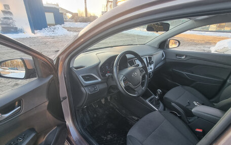 Hyundai Solaris II рестайлинг, 2019 год, 1 200 000 рублей, 7 фотография