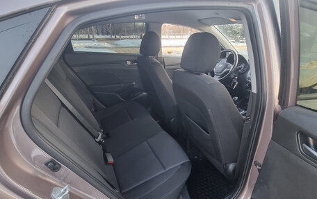 Hyundai Solaris II рестайлинг, 2019 год, 1 200 000 рублей, 8 фотография