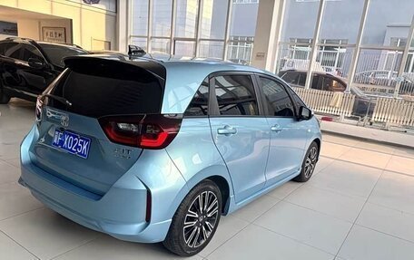 Honda Fit, 2021 год, 1 450 000 рублей, 4 фотография