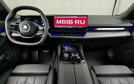 BMW 5 серия, 2024 год, 5 669 202 рублей, 13 фотография