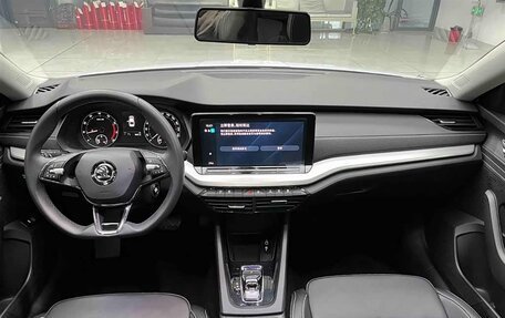 Skoda Octavia IV, 2024 год, 2 500 400 рублей, 5 фотография