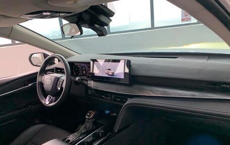 Toyota Camry, 2025 год, 3 621 000 рублей, 10 фотография