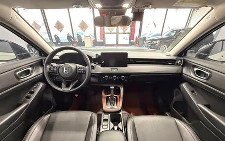 Honda Vezel, 2022 год, 1 750 000 рублей, 9 фотография