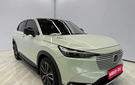 Honda Vezel, 2022 год, 1 750 000 рублей, 3 фотография