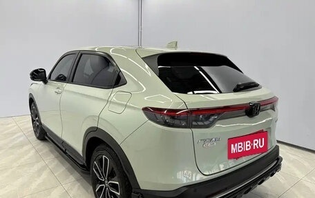 Honda Vezel, 2022 год, 1 750 000 рублей, 6 фотография