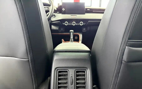 Honda Vezel, 2022 год, 1 750 000 рублей, 15 фотография