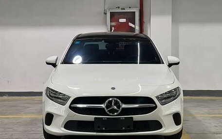 Mercedes-Benz A-Класс, 2022 год, 2 140 000 рублей, 2 фотография