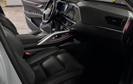 Geely Tugella FY11, 2022 год, 2 900 000 рублей, 10 фотография