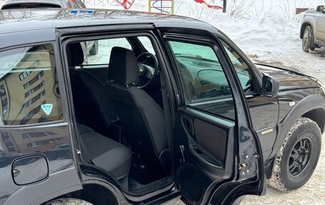 Chevrolet Niva I рестайлинг, 2017 год, 739 000 рублей, 11 фотография