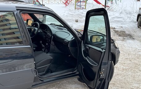 Chevrolet Niva I рестайлинг, 2017 год, 739 000 рублей, 12 фотография