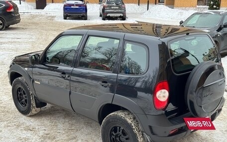 Chevrolet Niva I рестайлинг, 2017 год, 739 000 рублей, 6 фотография