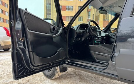 Chevrolet Niva I рестайлинг, 2017 год, 739 000 рублей, 22 фотография