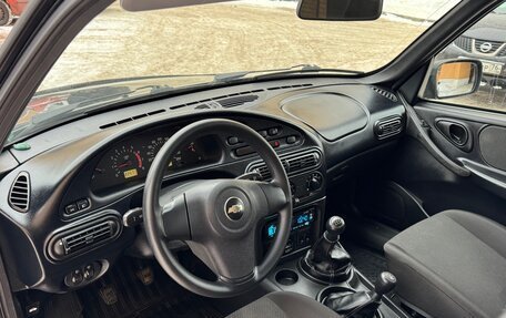 Chevrolet Niva I рестайлинг, 2017 год, 739 000 рублей, 20 фотография