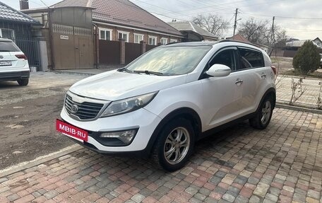 KIA Sportage III, 2011 год, 995 000 рублей, 2 фотография