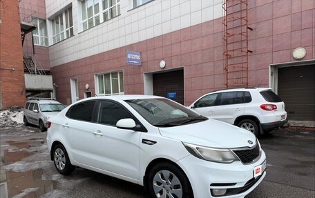 KIA Rio III рестайлинг, 2016 год, 890 000 рублей, 3 фотография
