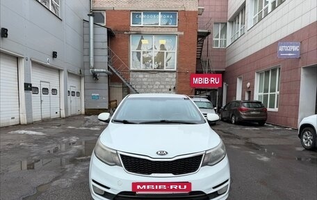 KIA Rio III рестайлинг, 2016 год, 890 000 рублей, 2 фотография