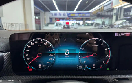 Mercedes-Benz A-Класс, 2022 год, 1 995 000 рублей, 8 фотография