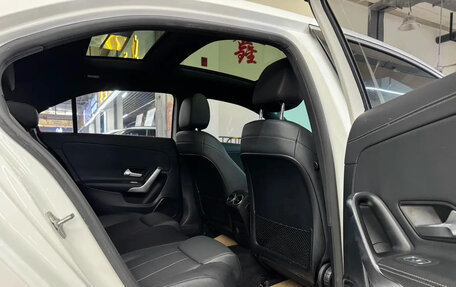 Mercedes-Benz A-Класс, 2022 год, 1 995 000 рублей, 5 фотография