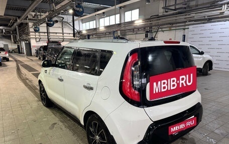 KIA Soul II рестайлинг, 2015 год, 1 049 000 рублей, 6 фотография