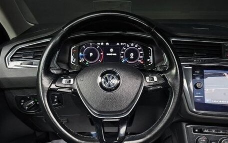 Volkswagen Tiguan II, 2020 год, 2 860 000 рублей, 7 фотография