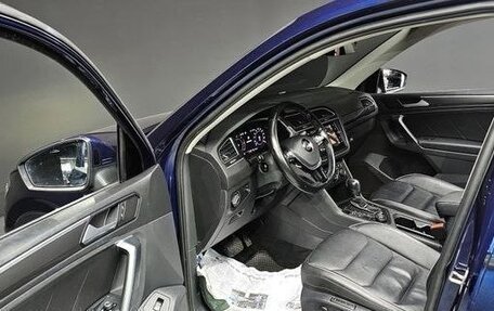 Volkswagen Tiguan II, 2020 год, 2 860 000 рублей, 16 фотография