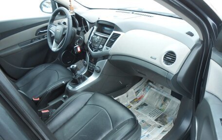 Chevrolet Cruze II, 2010 год, 698 000 рублей, 11 фотография