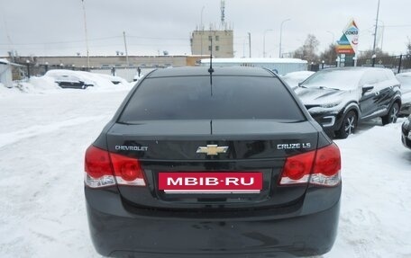 Chevrolet Cruze II, 2010 год, 698 000 рублей, 6 фотография