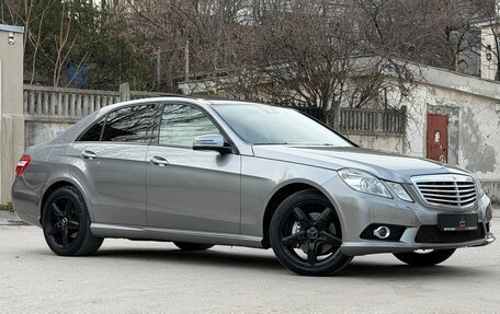 Mercedes-Benz E-Класс, 2011 год, 1 597 000 рублей, 2 фотография