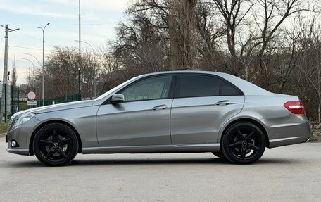 Mercedes-Benz E-Класс, 2011 год, 1 597 000 рублей, 23 фотография