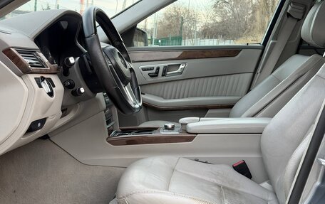 Mercedes-Benz E-Класс, 2011 год, 1 597 000 рублей, 30 фотография