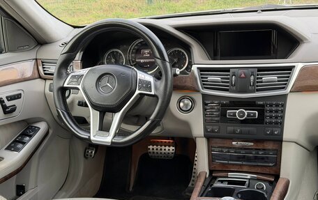 Mercedes-Benz E-Класс, 2011 год, 1 597 000 рублей, 35 фотография