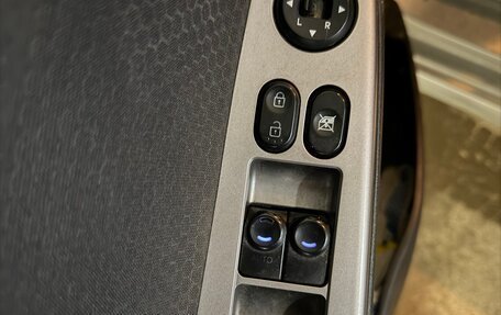 Hyundai Solaris II рестайлинг, 2016 год, 1 000 000 рублей, 2 фотография