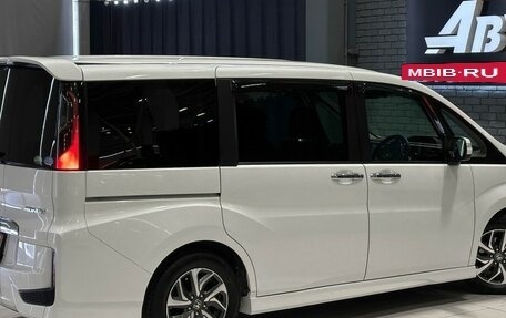 Honda Stepwgn IV, 2016 год, 1 840 000 рублей, 6 фотография