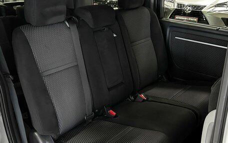 Honda Stepwgn IV, 2016 год, 1 840 000 рублей, 11 фотография