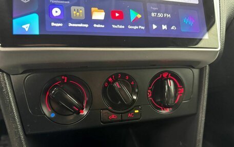 Volkswagen Polo VI (EU Market), 2014 год, 805 000 рублей, 17 фотография