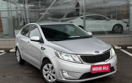 KIA Rio III рестайлинг, 2013 год, 877 000 рублей, 3 фотография