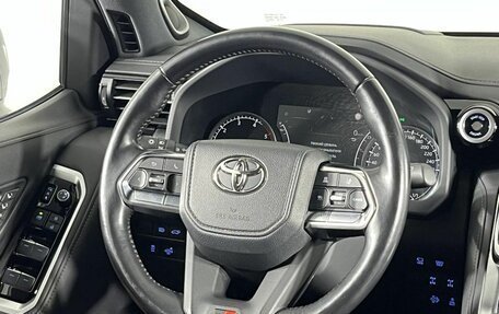 Toyota Land Cruiser, 2022 год, 8 499 000 рублей, 16 фотография