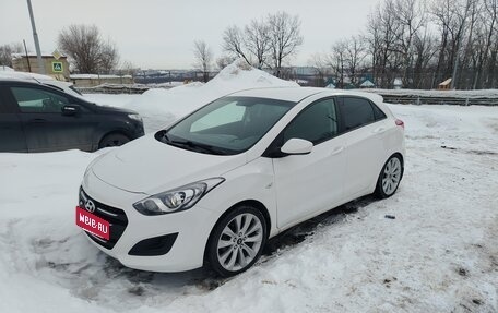 Hyundai i30 II рестайлинг, 2014 год, 920 000 рублей, 7 фотография