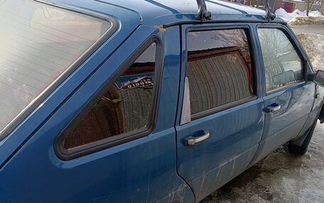 ИЖ 2126 «Ода», 2001 год, 117 000 рублей, 2 фотография