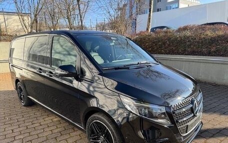 Mercedes-Benz V-Класс, 2024 год, 16 490 000 рублей, 1 фотография