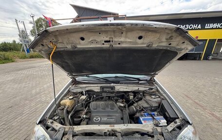Mazda Tribute II, 2002 год, 400 000 рублей, 9 фотография