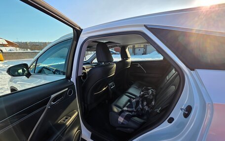 Lexus RX IV рестайлинг, 2020 год, 5 800 000 рублей, 7 фотография