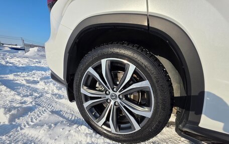 Lexus RX IV рестайлинг, 2020 год, 5 800 000 рублей, 23 фотография